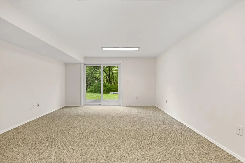 405 Driftway Lane Brewster NY 10509