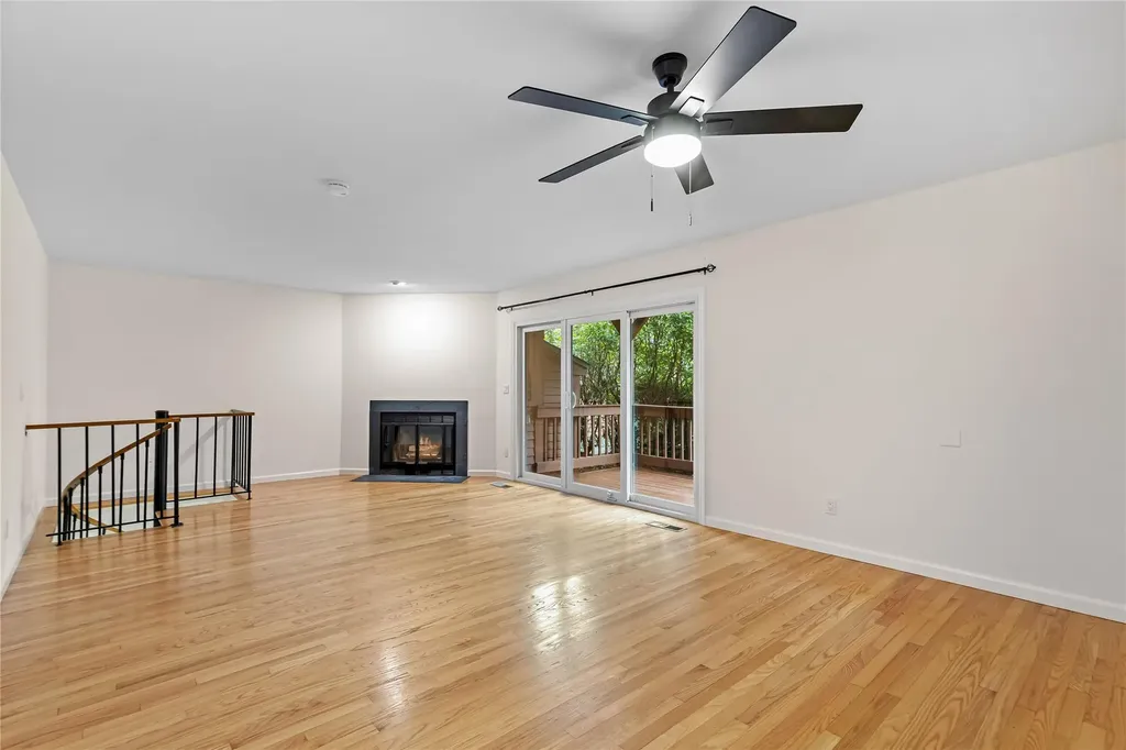 405 Driftway Lane Brewster NY 10509