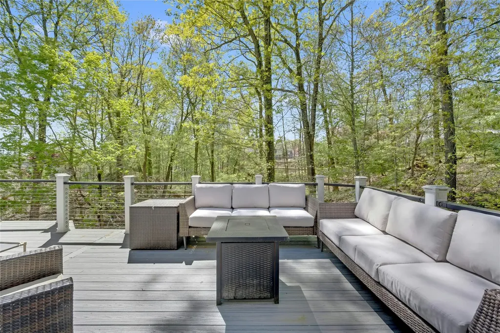 3 Boulder Trail Chappaqua NY 10514