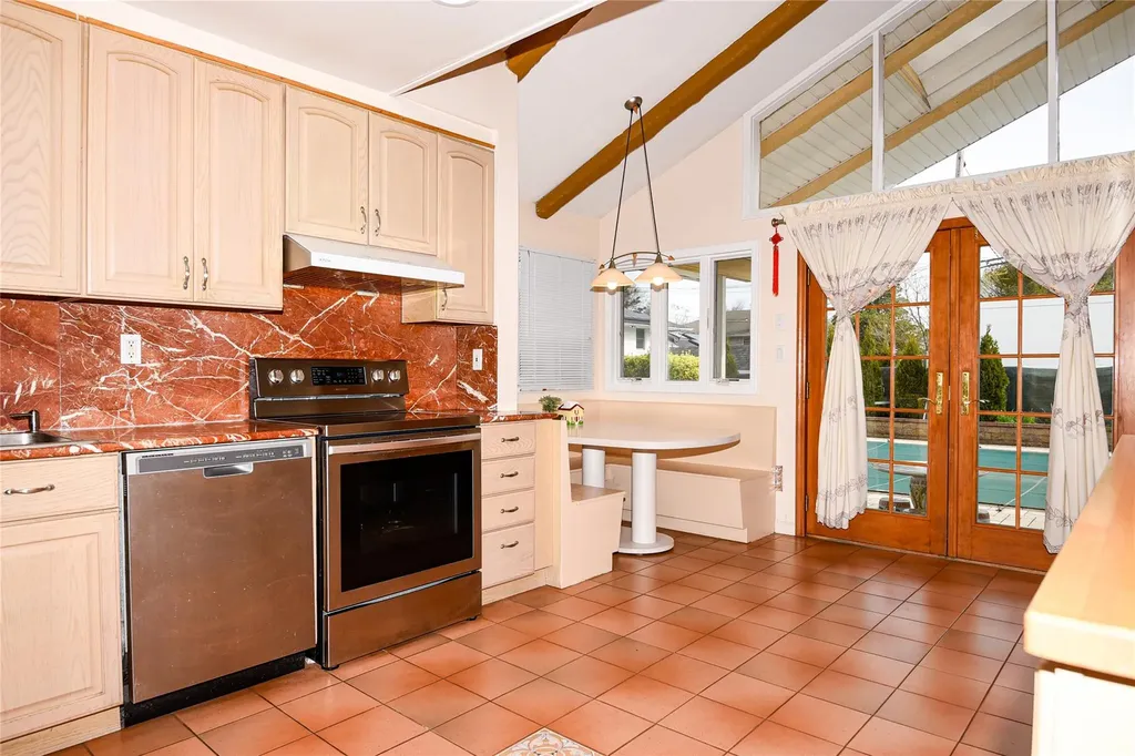 45 Merry Lane Jericho NY 11753