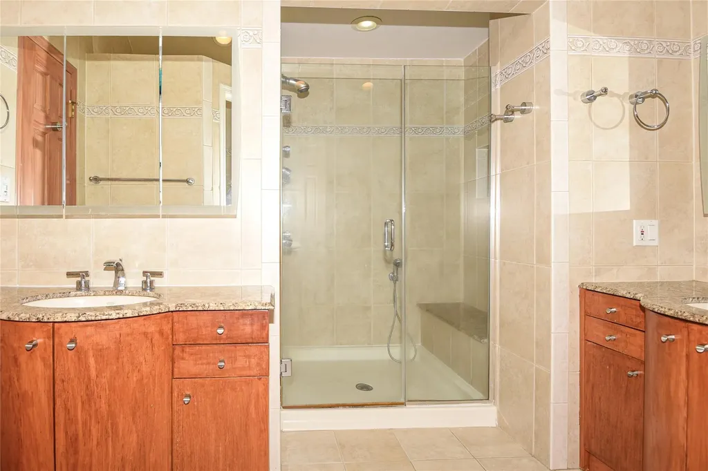 45 Merry Lane Jericho NY 11753