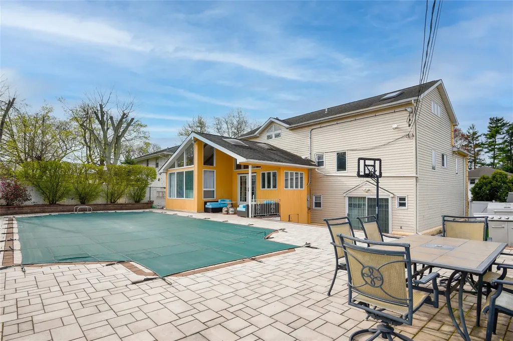 45 Merry Lane Jericho NY 11753