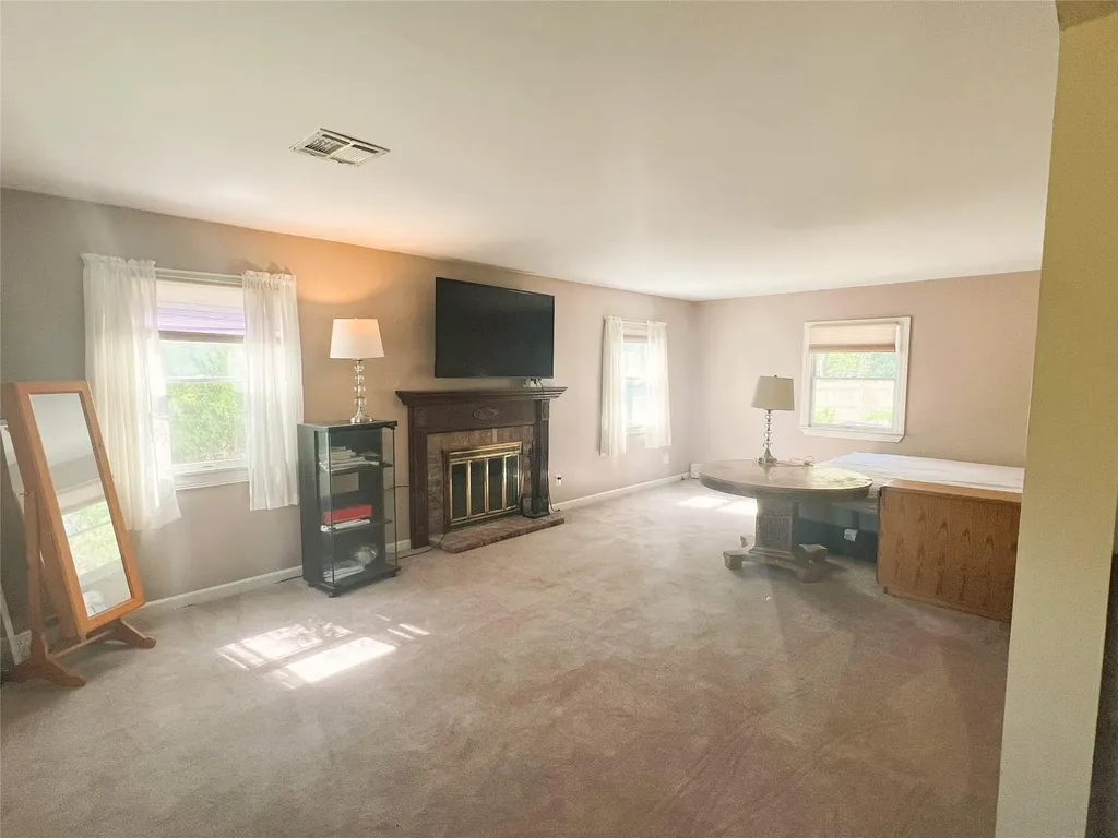 19 Millbrook Drive Stony Brook NY 11790