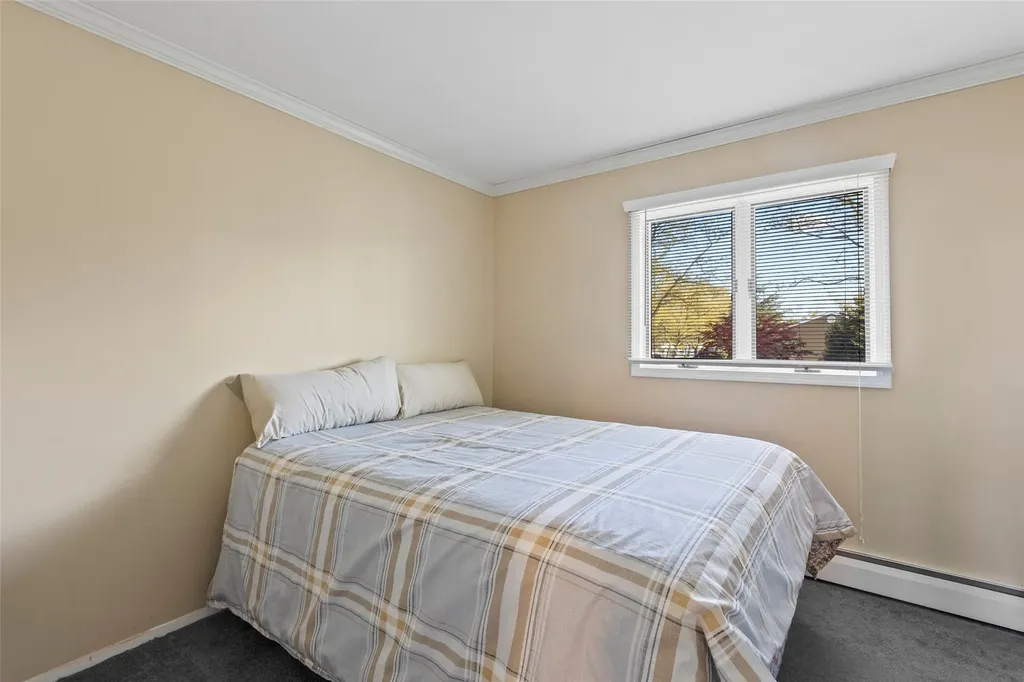 42 Sioux Drive Commack NY 11725