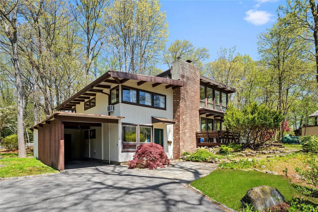 41 Eastern Drive Ardsley NY 10502