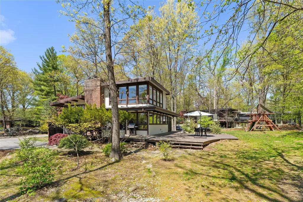 41 Eastern Drive Ardsley NY 10502