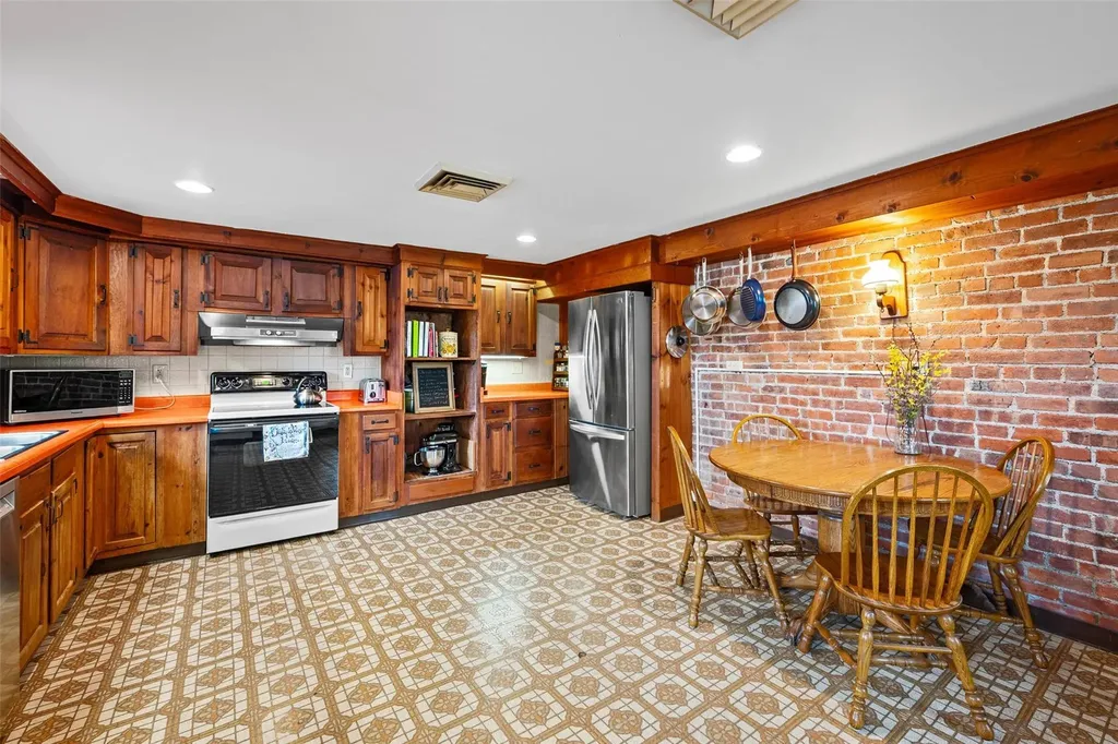 353 Berea Road Walden NY 12586