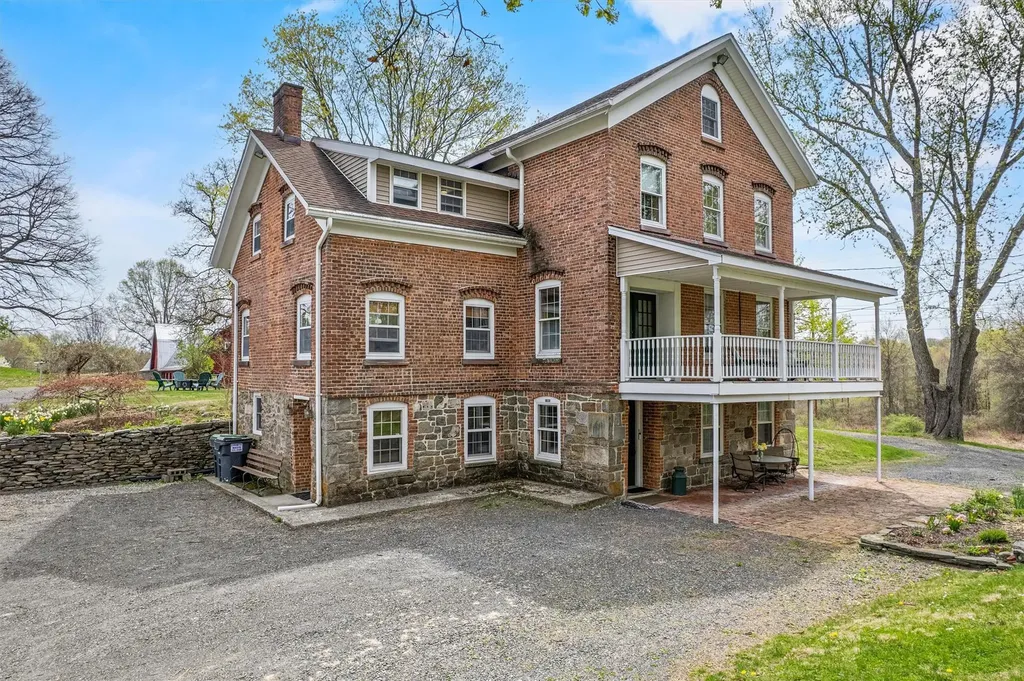 353 Berea Road Walden NY 12586