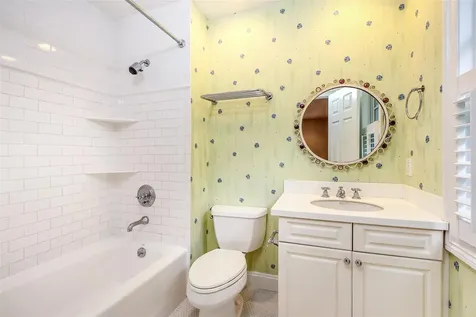 34 Saxon Woods Road Scarsdale NY 10583