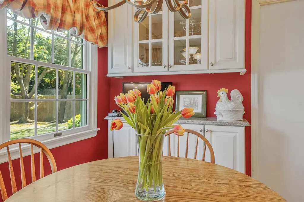 18 Botany Lane Stony Brook NY 11790