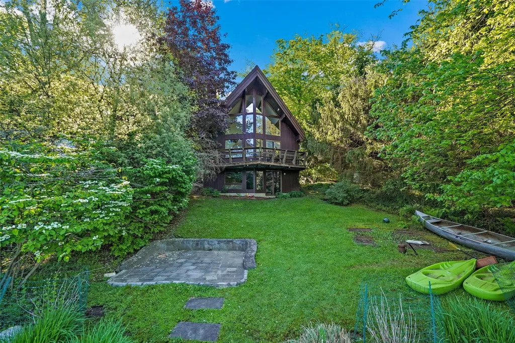 21 Chippewa Road Putnam Valley NY 10579