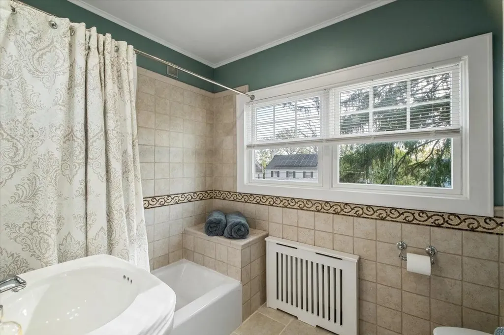 335 Heathcote Road Scarsdale NY 10583