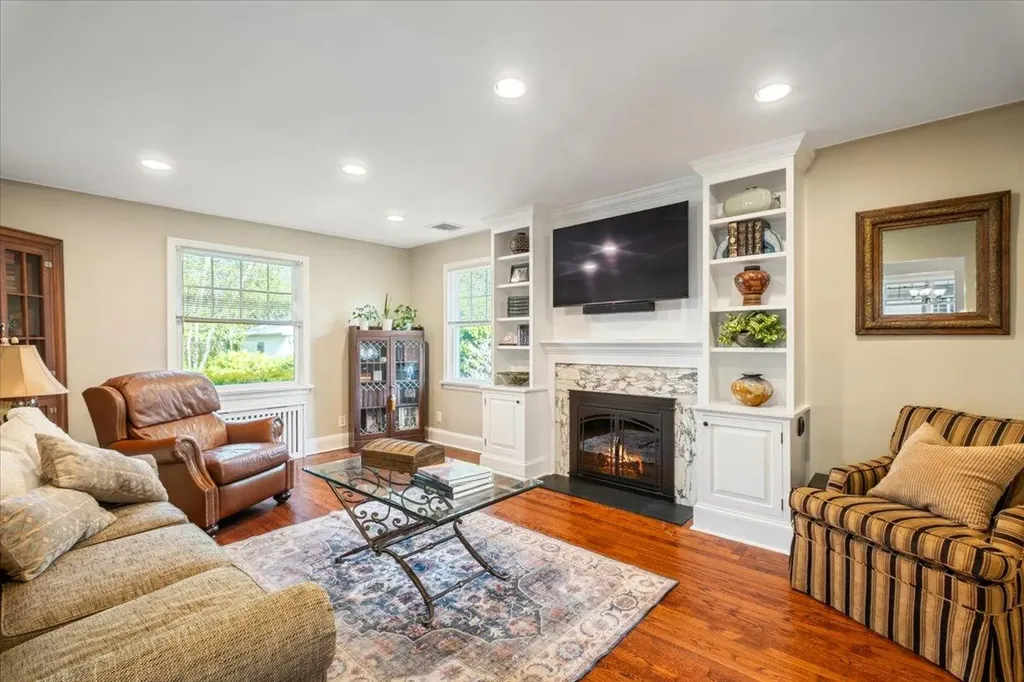 335 Heathcote Road Scarsdale NY 10583