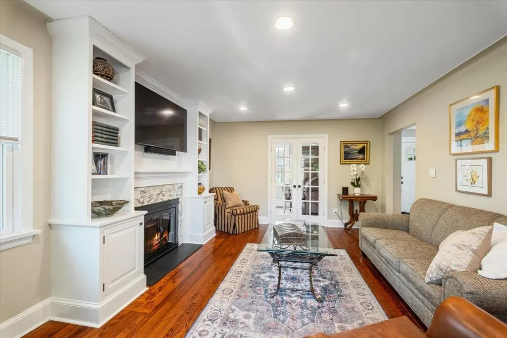 335 Heathcote Road Scarsdale NY 10583