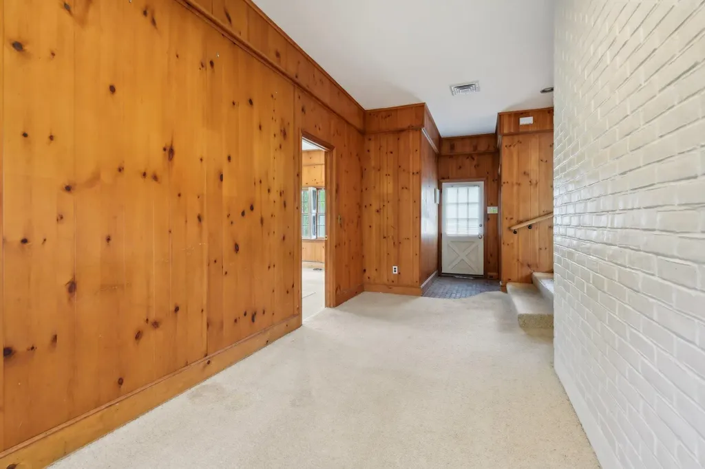 54 Cedar Street Stony Brook NY 11790