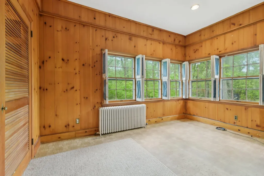 54 Cedar Street Stony Brook NY 11790