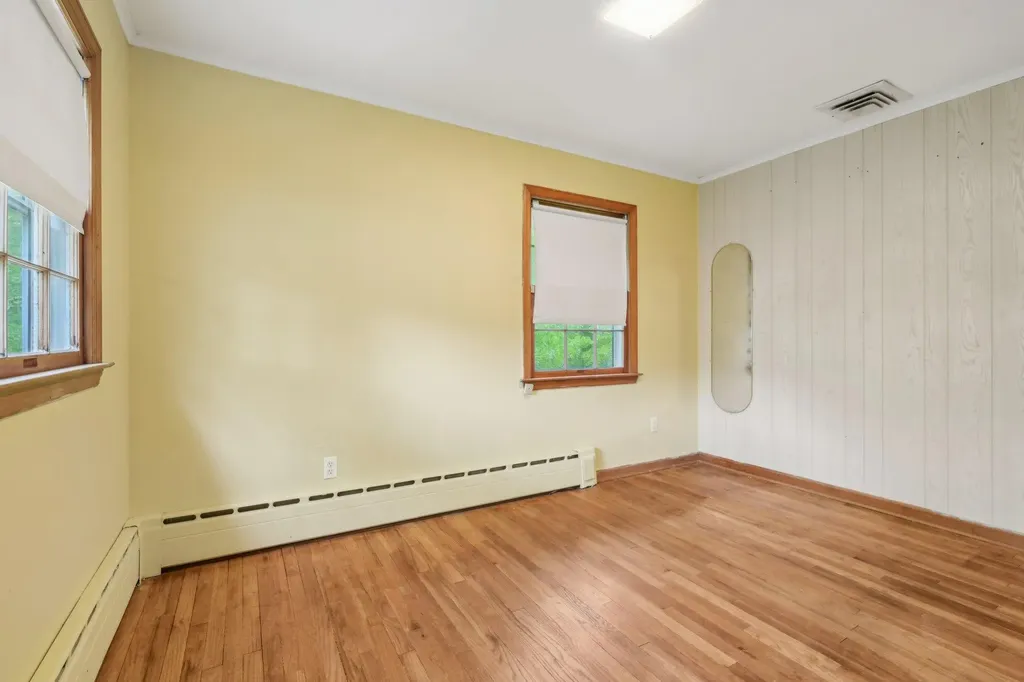 54 Cedar Street Stony Brook NY 11790