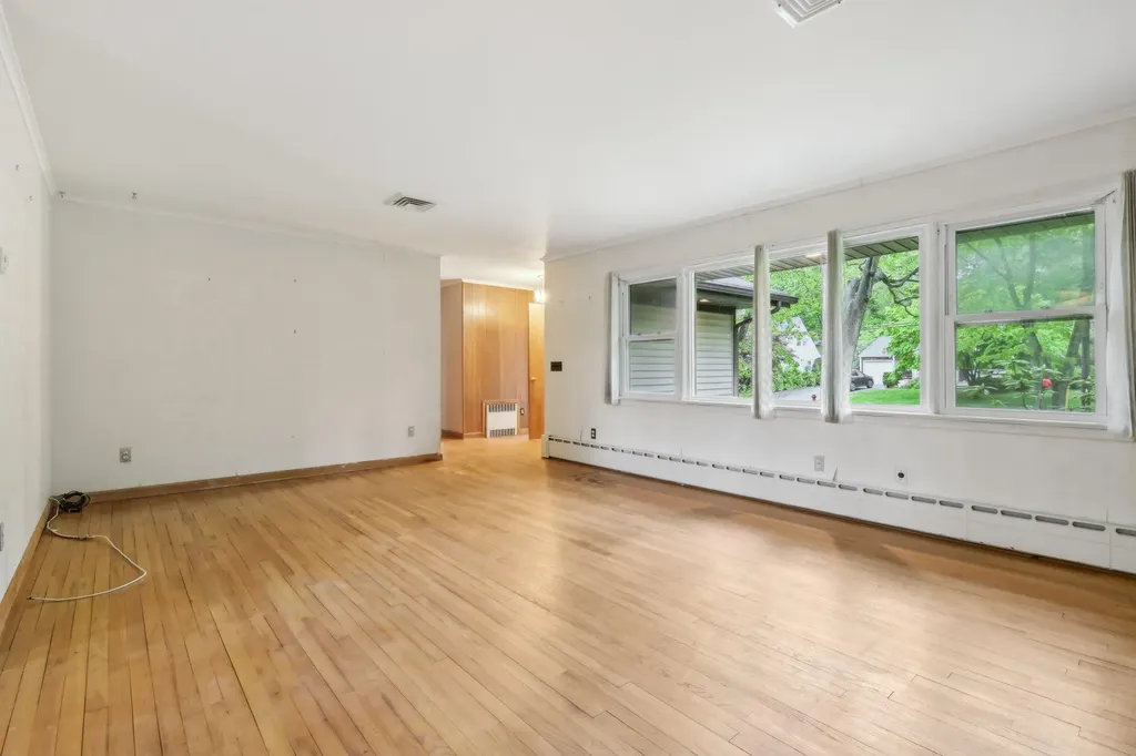 54 Cedar Street Stony Brook NY 11790