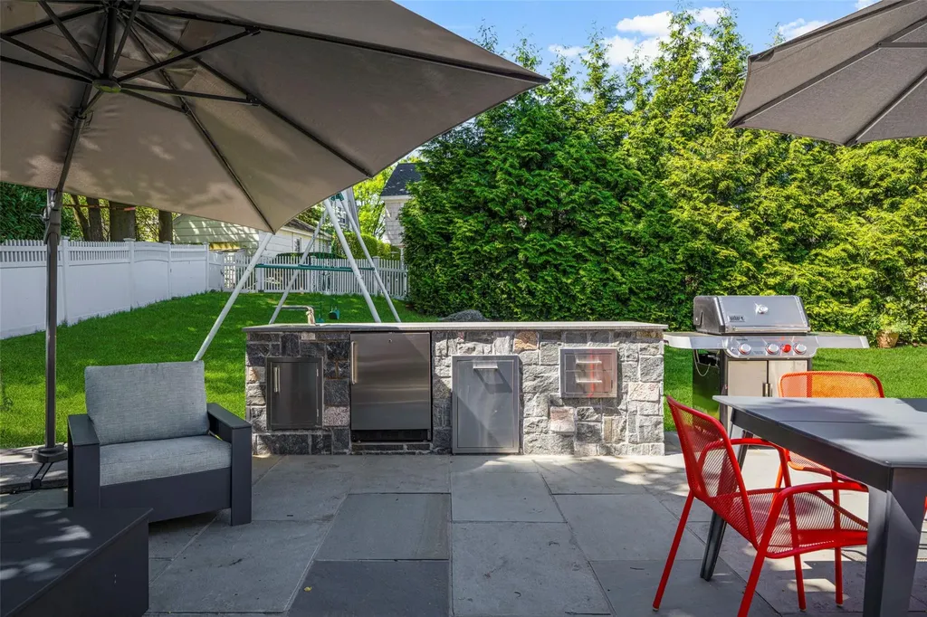 106 Reed Avenue Pelham NY 10803