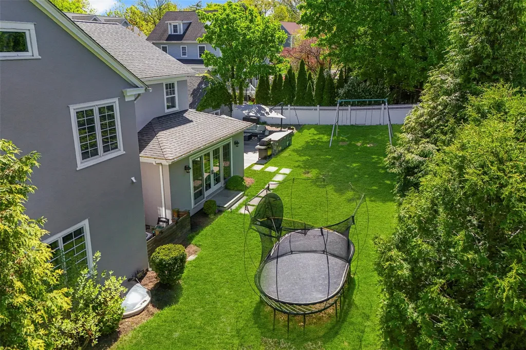 106 Reed Avenue Pelham NY 10803
