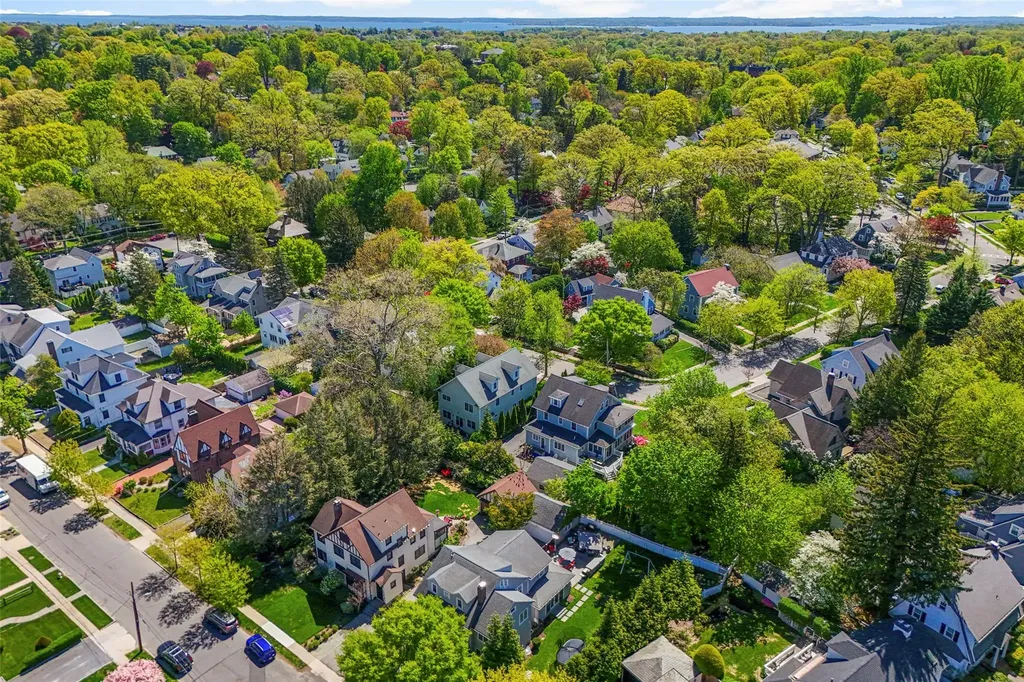106 Reed Avenue Pelham NY 10803
