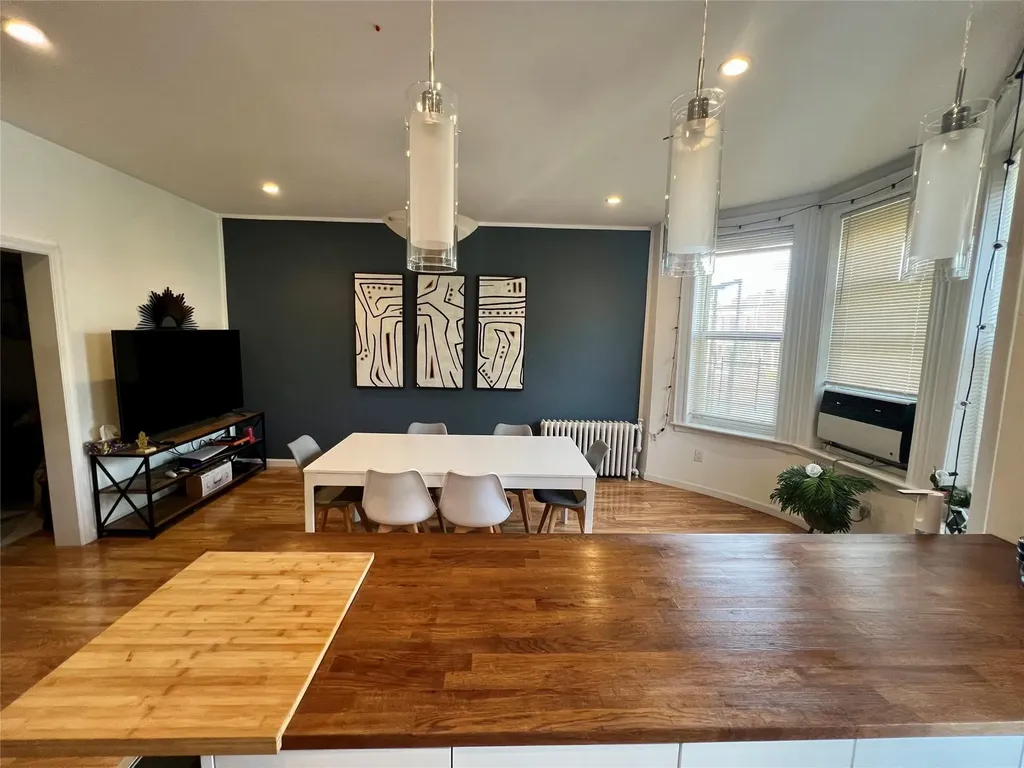 6003 69th Avenue Ridgewood NY 11385