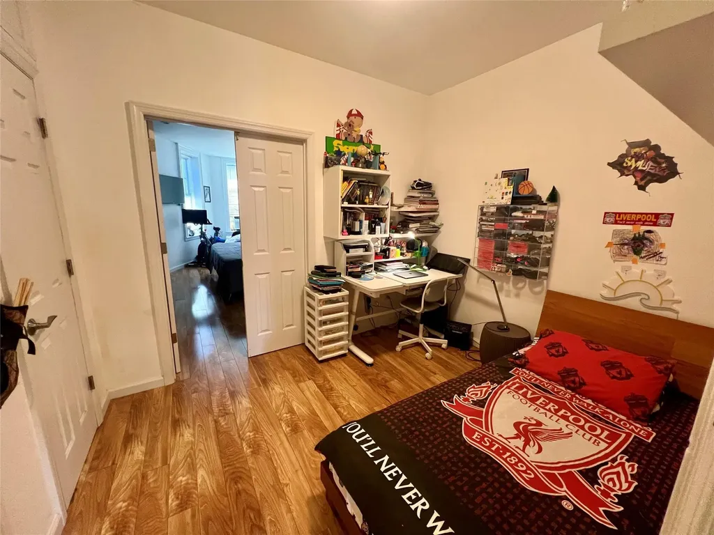 6003 69th Avenue Ridgewood NY 11385