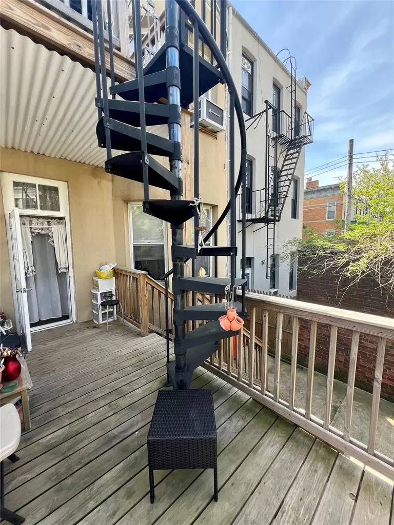 6003 69th Avenue Ridgewood NY 11385