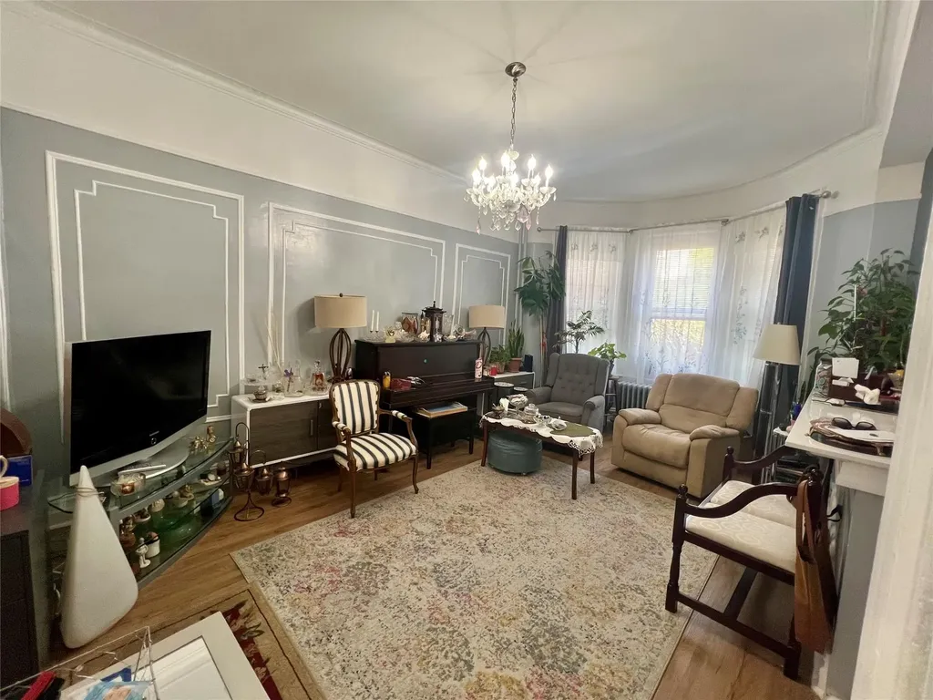 6003 69th Avenue Ridgewood NY 11385