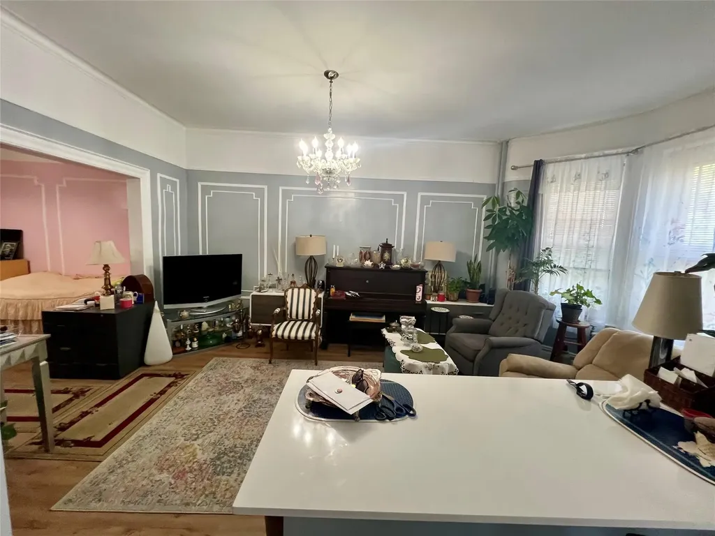 6003 69th Avenue Ridgewood NY 11385