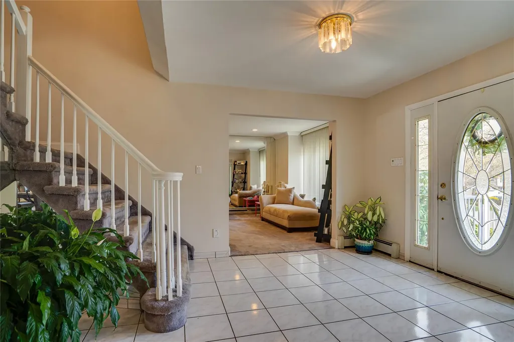 1 Stonehurst Lane Dix Hills NY 11746