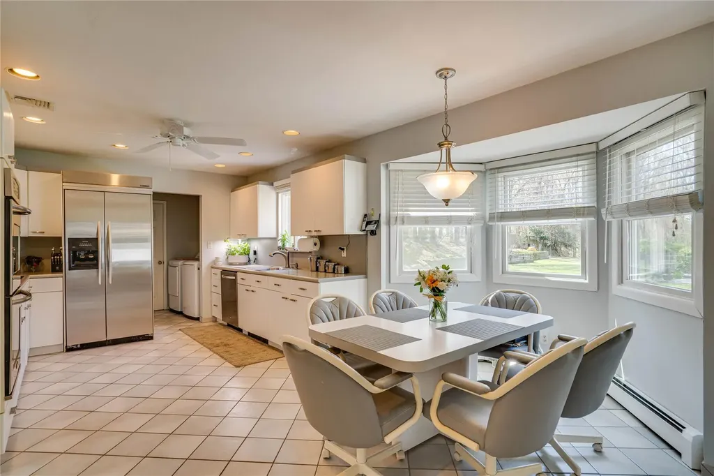 1 Stonehurst Lane Dix Hills NY 11746
