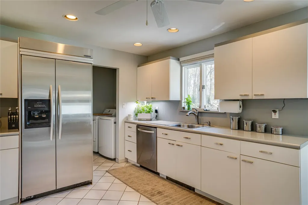 1 Stonehurst Lane Dix Hills NY 11746