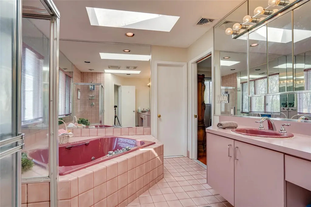 1 Stonehurst Lane Dix Hills NY 11746