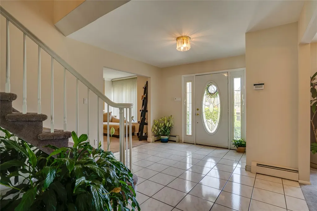 1 Stonehurst Lane Dix Hills NY 11746