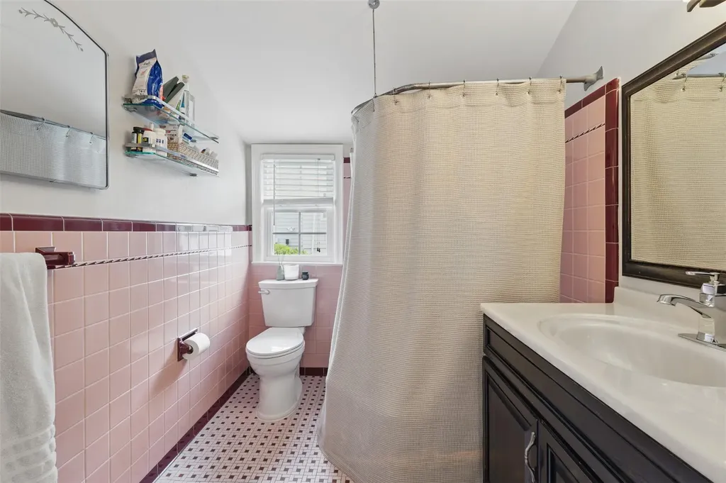 902 Post Road Scarsdale NY 10583