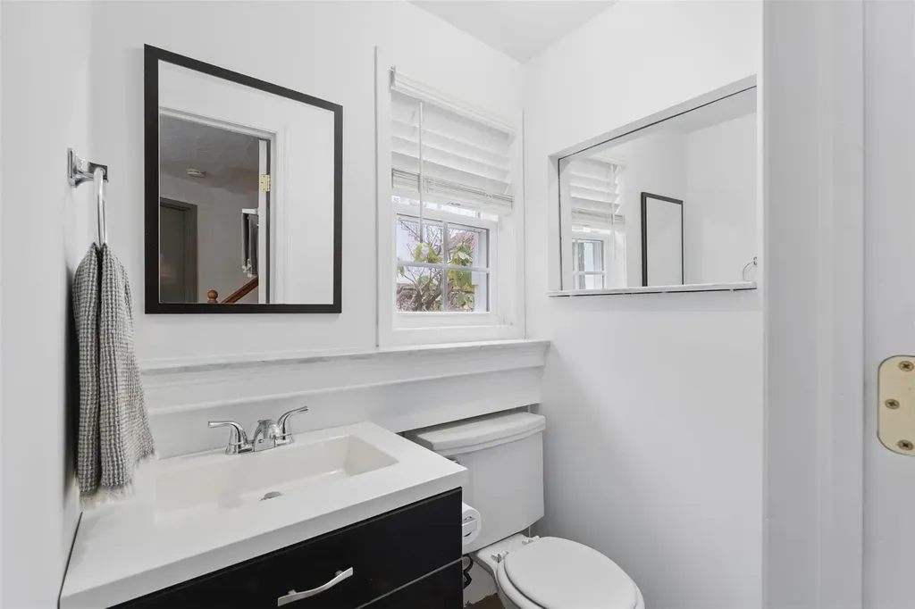 902 Post Road Scarsdale NY 10583