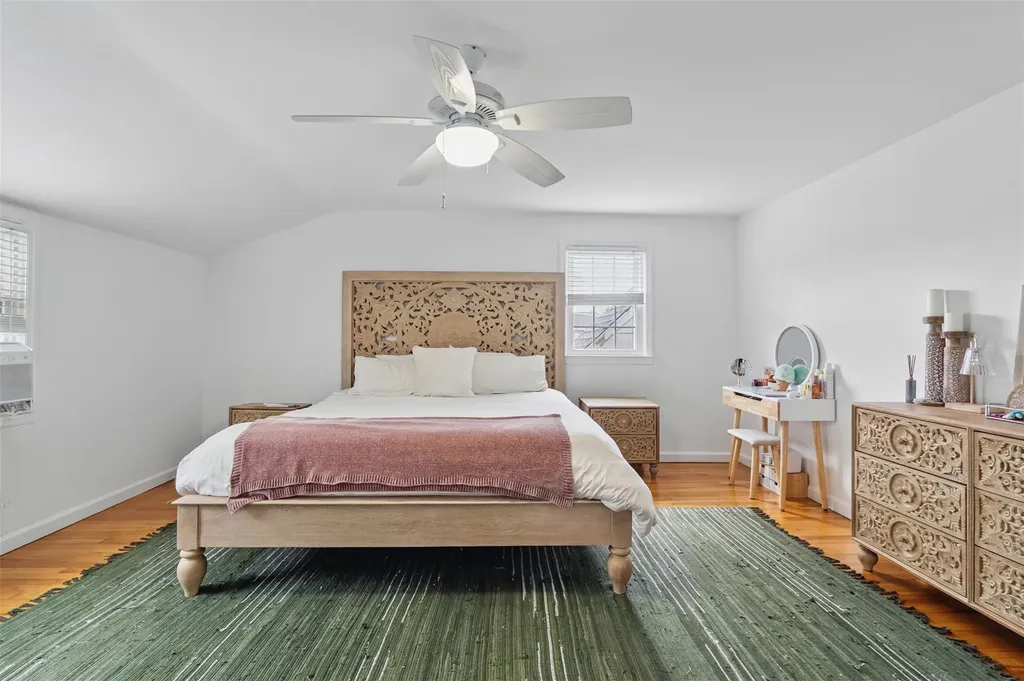 902 Post Road Scarsdale NY 10583