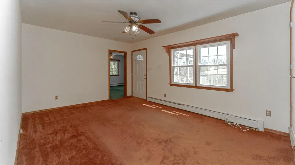 96 17th Street West Babylon NY 11704