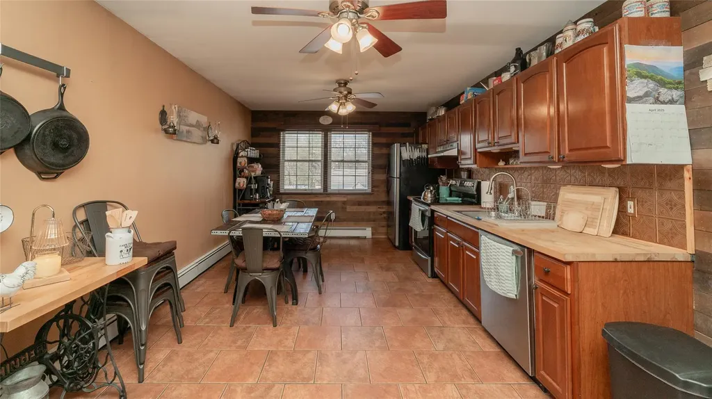 96 17th Street West Babylon NY 11704