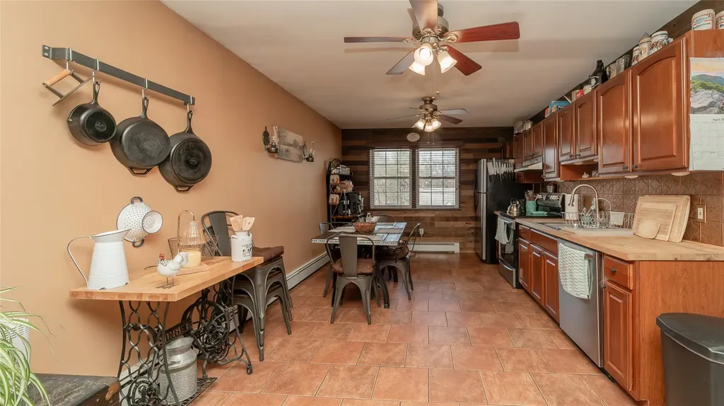 96 17th Street West Babylon NY 11704