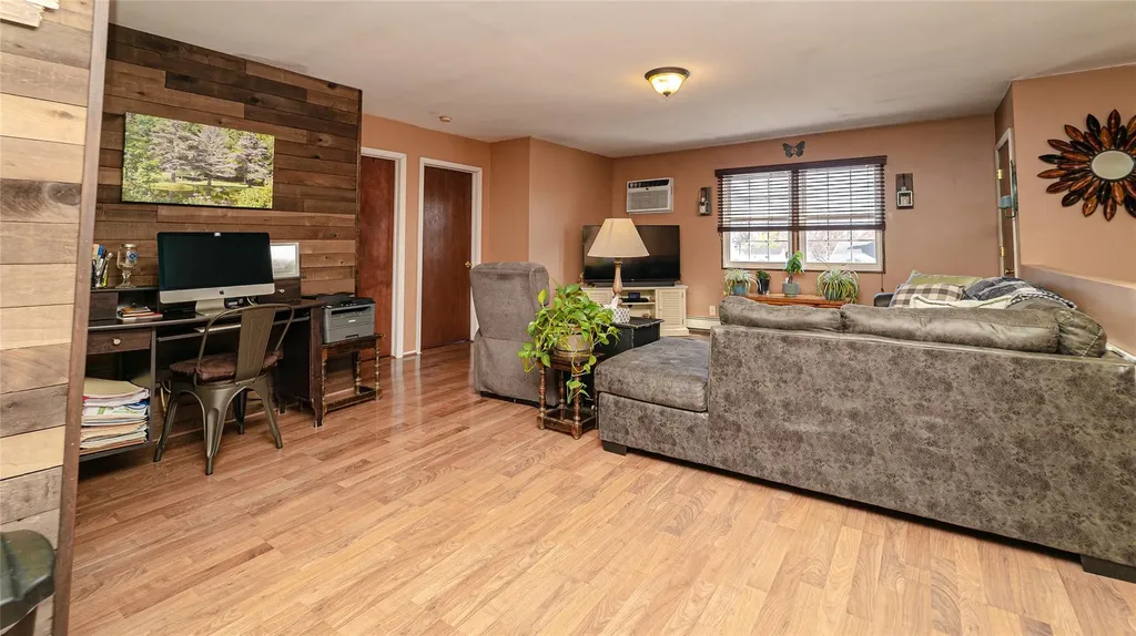 96 17th Street West Babylon NY 11704