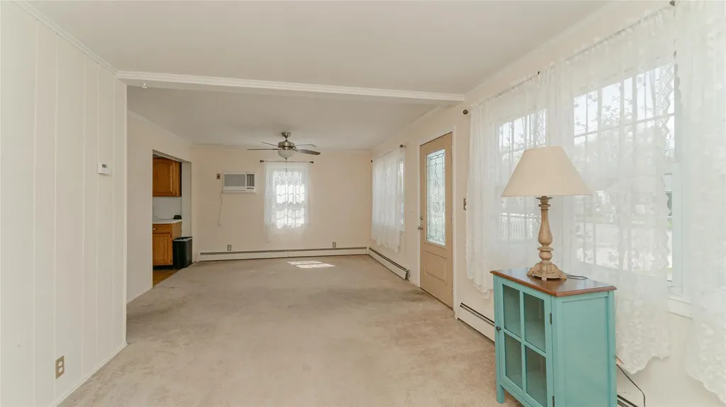 96 17th Street West Babylon NY 11704