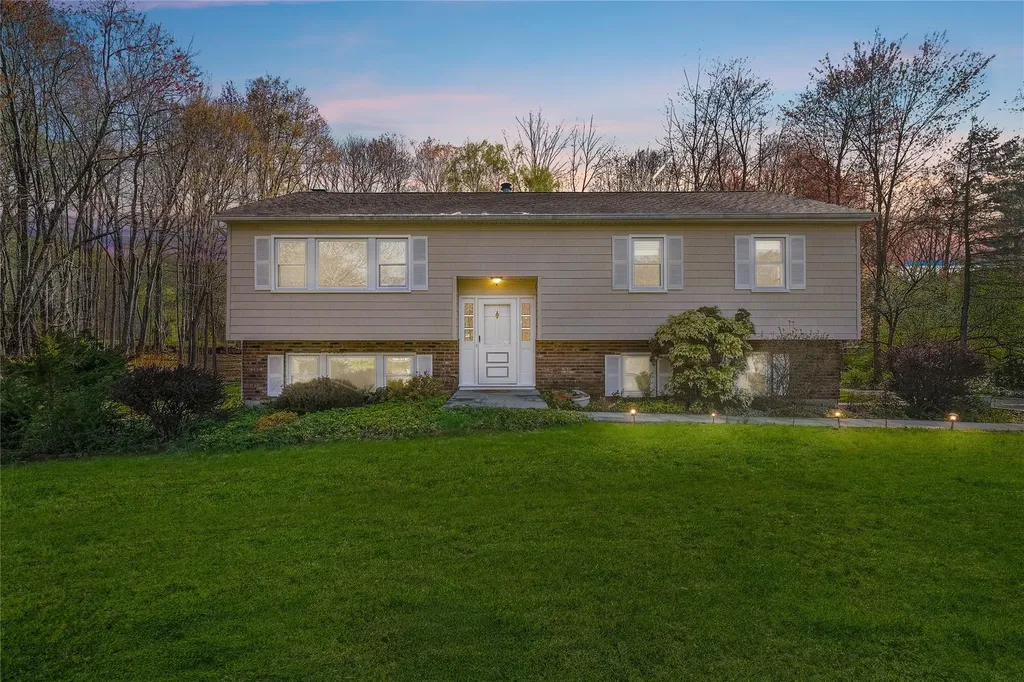 15 John Alexander Drive Cortlandt NY 10567