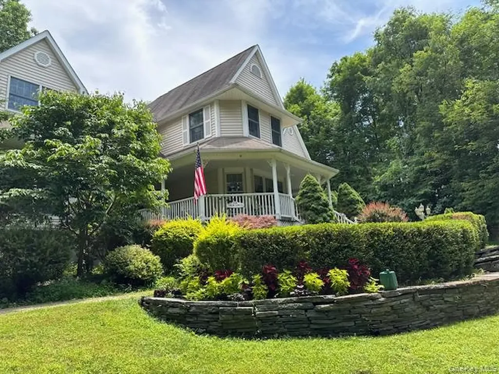 84 Meadow Ridge Road Warwick NY 10990