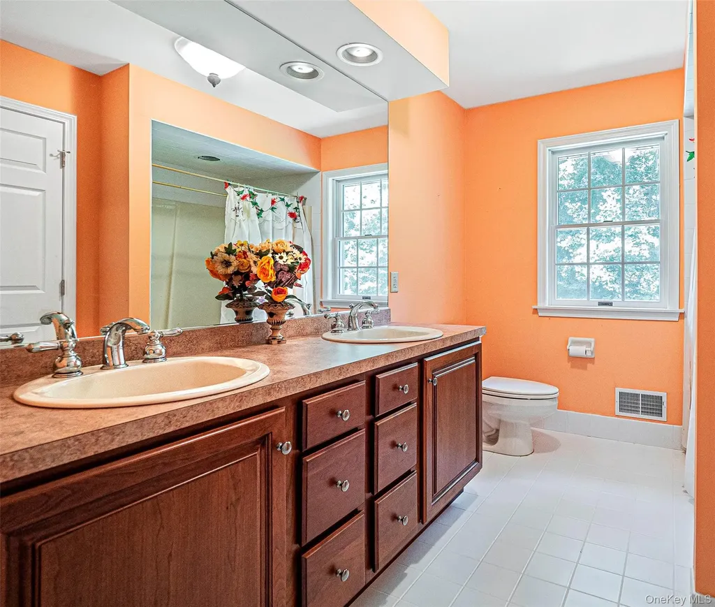 84 Meadow Ridge Road Warwick NY 10990