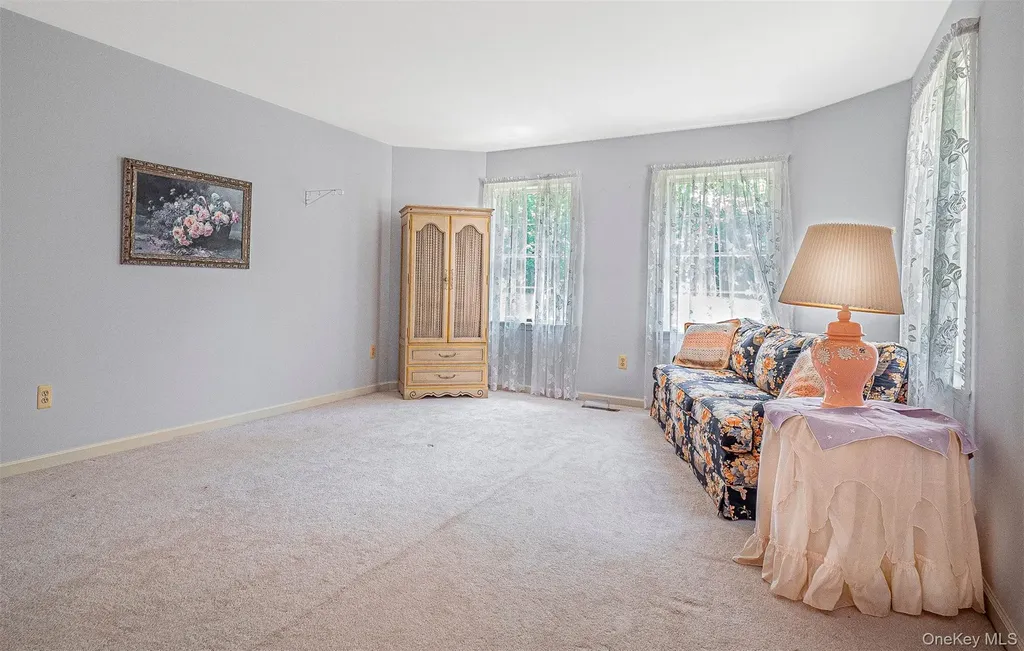 84 Meadow Ridge Road Warwick NY 10990