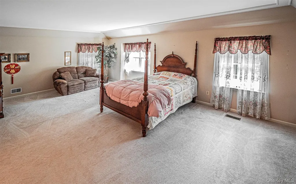 84 Meadow Ridge Road Warwick NY 10990