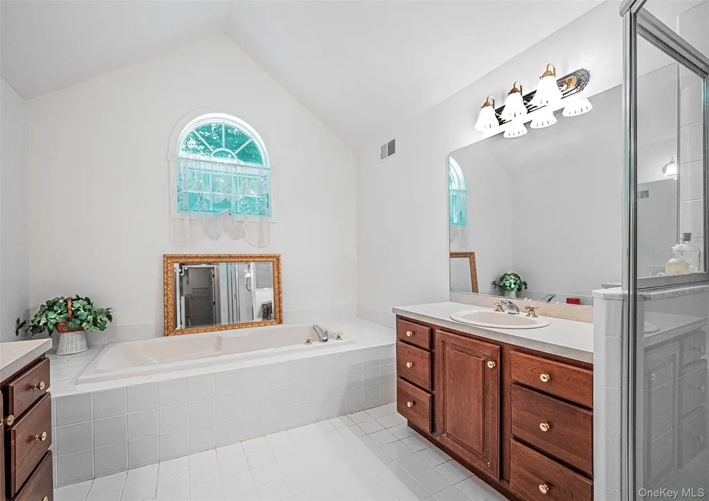 84 Meadow Ridge Road Warwick NY 10990