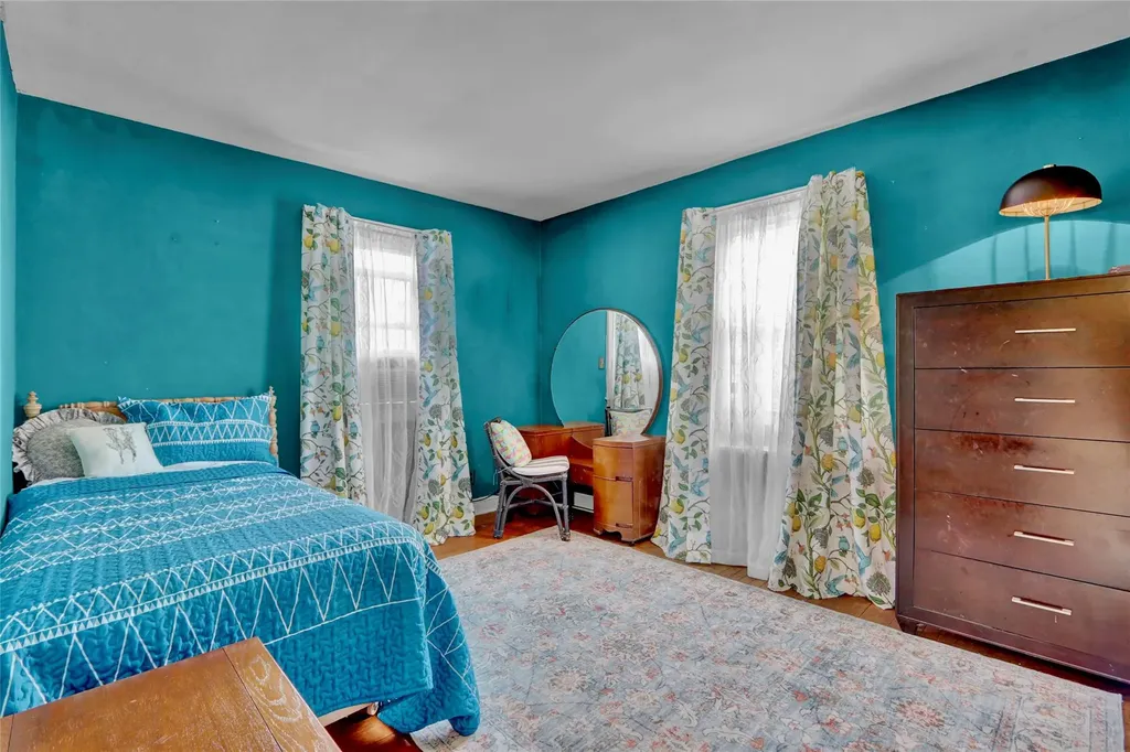 255 Ocean Avenue Malverne NY 11565